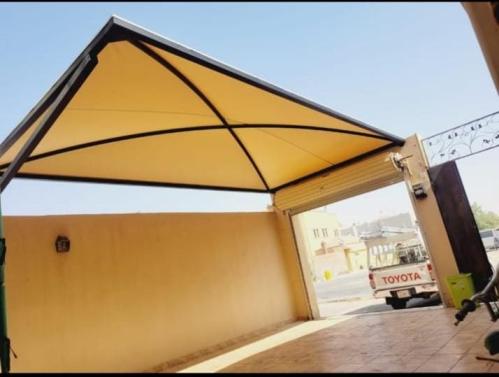 مظلات سيارات