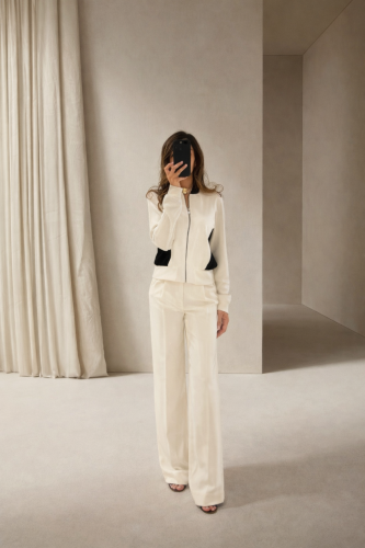 Ivory Zip Lounge Set