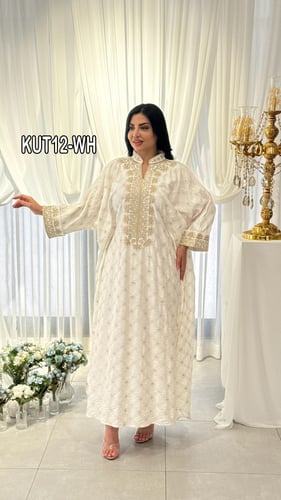 فستان كويتي كلوش تطريز كشميري ذهبي أمام واكمام