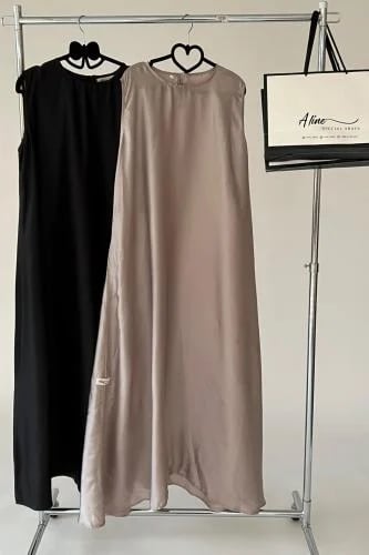 Dress under the abaya