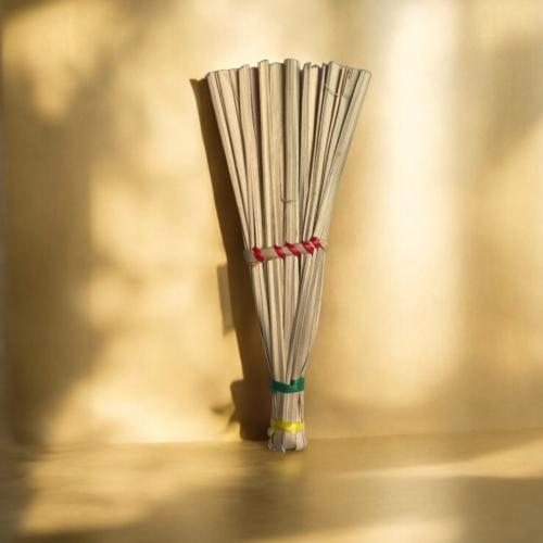 مغناطيس مقشة الطيبيين