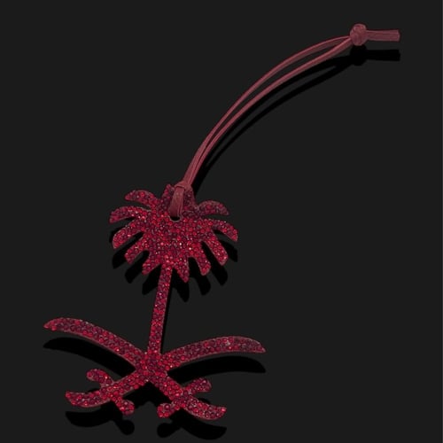 تعليقة سيفين ونخلة المملكة