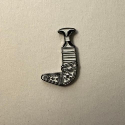 ملصقات معدنية خنجر