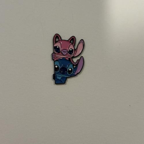 ملصقات معدنية ستيتش