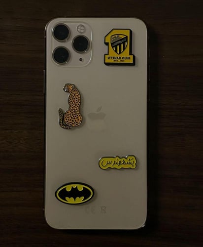 ملصقات معدنية بيكاتشو