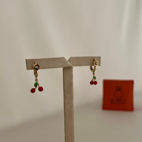حلق عيار 18