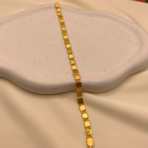 سوارة عيار 21