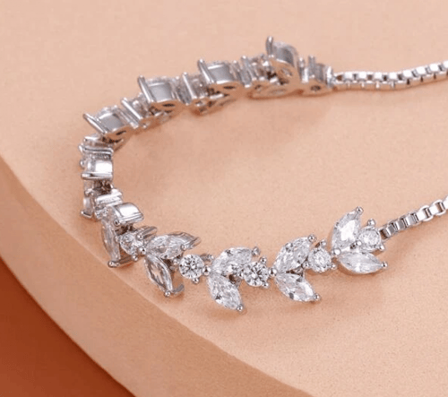 اسوارة متألقة