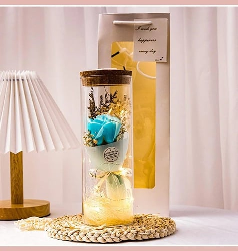 اضاءة الوردة الخالدة