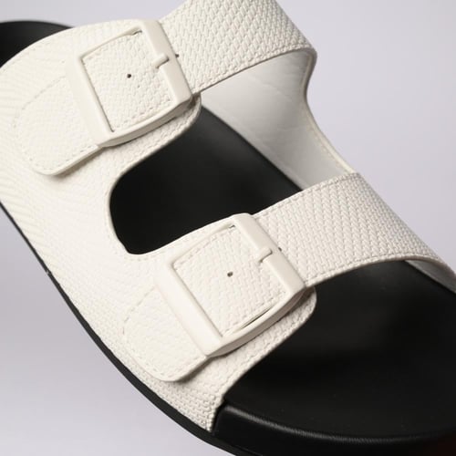 صندل آريو كلاس لون أبيض من إكسوبلانت