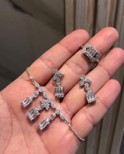 طقم تصميم ألماس