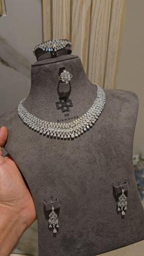 طقم تصميم ألماس