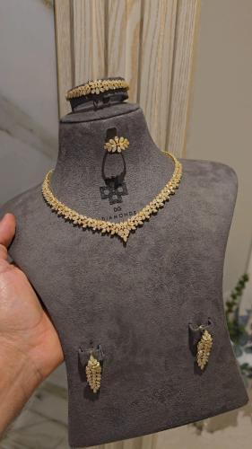 طقم كامل تصميم الماس