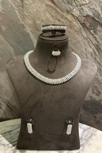 طقم تصميم الماس