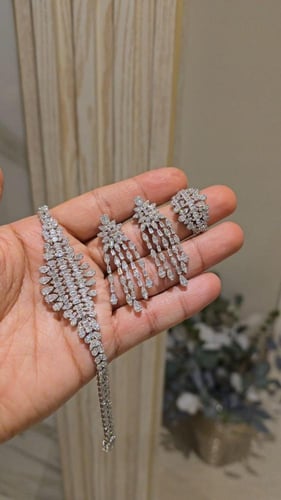 طقم تصميم ألماس