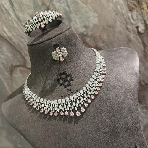 طقم تصميم الماس