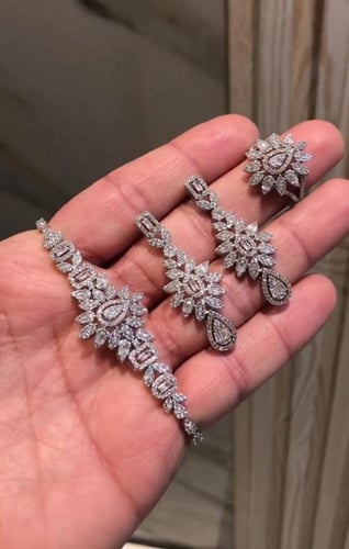 طقم تصميم ألماس