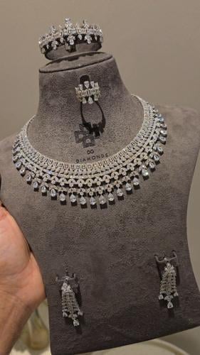 طقم كامل تصميم الماس