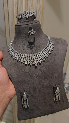 طقم كامل تصميم الماس