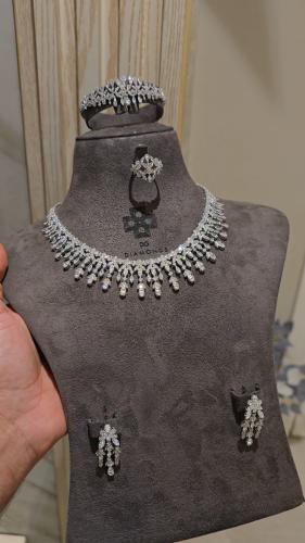 طقم كامل تصميم الماس