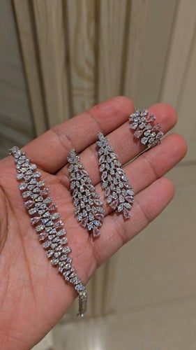 طقم تصميم ألماس