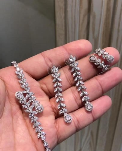 طقم تصميم ألماس