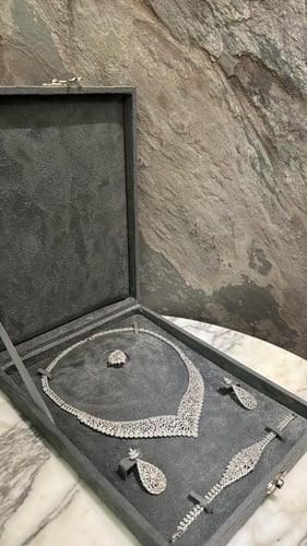 طقم تصميم ألماس