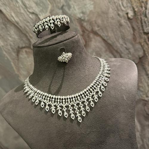 طقم تصميم الماس