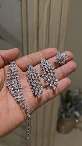 طقم تصميم ألماس