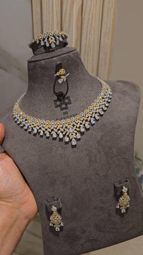 طقم تصميم ألماس