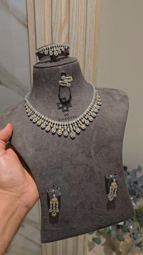 طقم تصميم ألماس