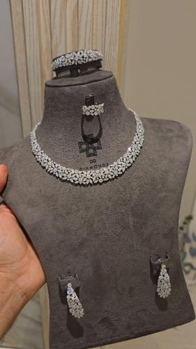 طقم تصميم ألماس