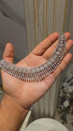 عقد تصميم ألماس