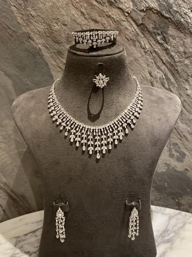 طقم تصميم ألماس