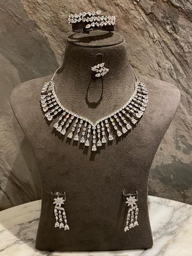 طقم تصميم ألماس