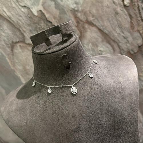 سلسال وحلق تصميم الماس