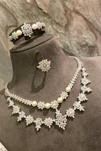 طقم تصميم ألماس