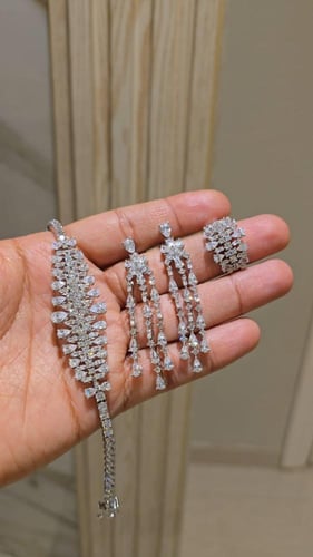 طقم تصميم ألماس