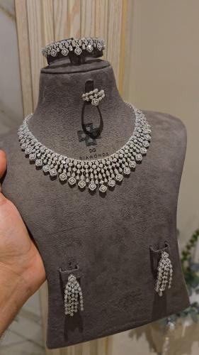 طقم كامل تصميم الماس