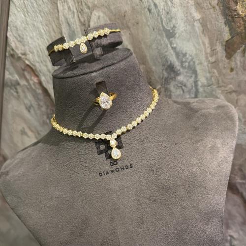 طقم تصميم ألماس