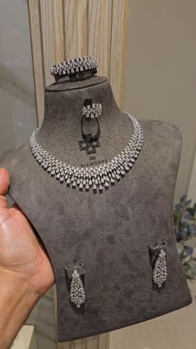 طقم تصميم ألماس