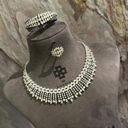 طقم تصميم الماس