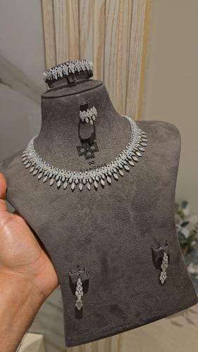 طقم تصميم ألماس