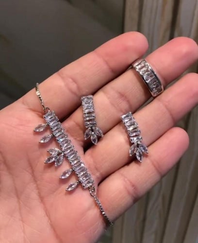 طقم تصميم ألماس