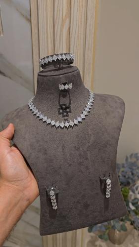 طقم تصميم ألماس