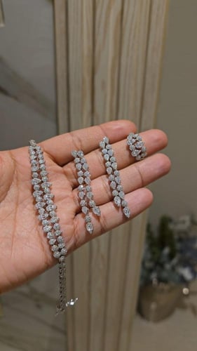 طقم تصميم ألماس