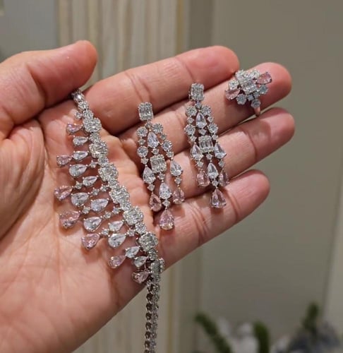 طقم تصميم الماس