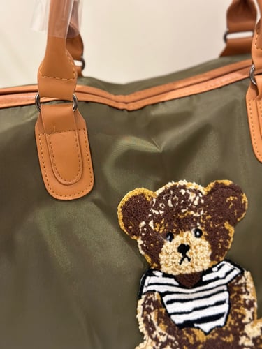 شنطة لون جيشي متعددة الاستخدامات