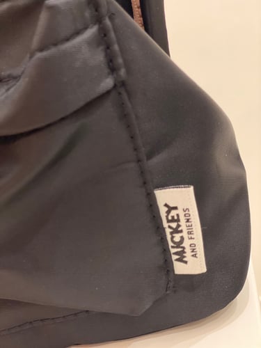 شنطة ميكي باللون الاسود