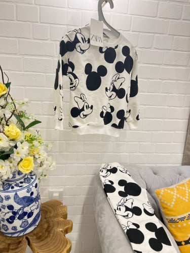 طقم دزني للبنات أسود وأبيض